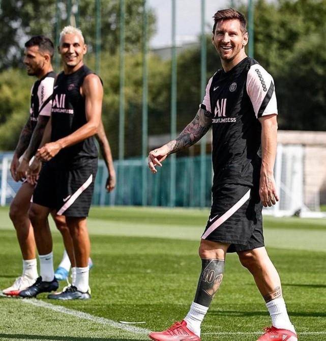 中国足球职 中国足球职