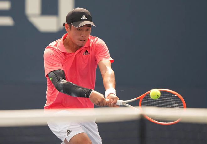 球员之一 球员之一